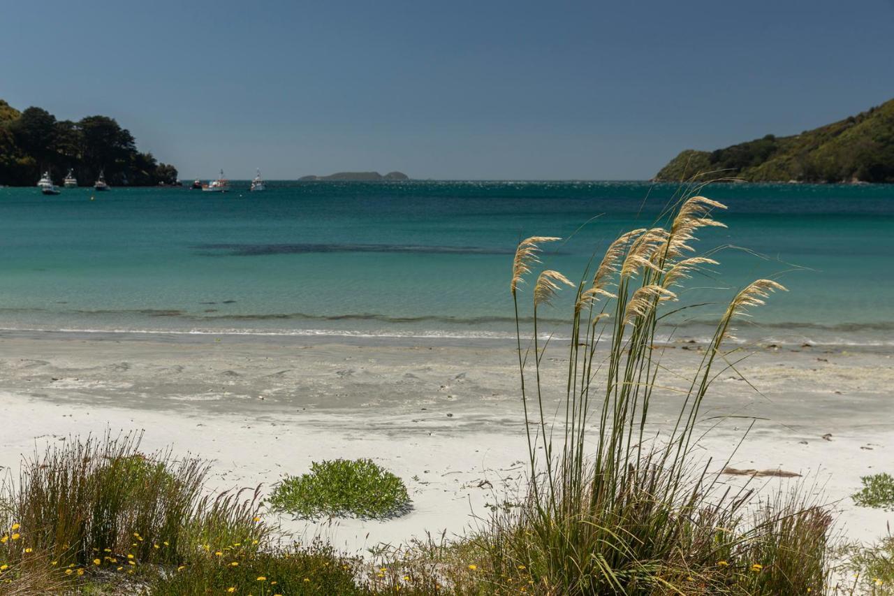 Kaka Retreat Motel, Stewart Island Half-moon Bay Exterior photo